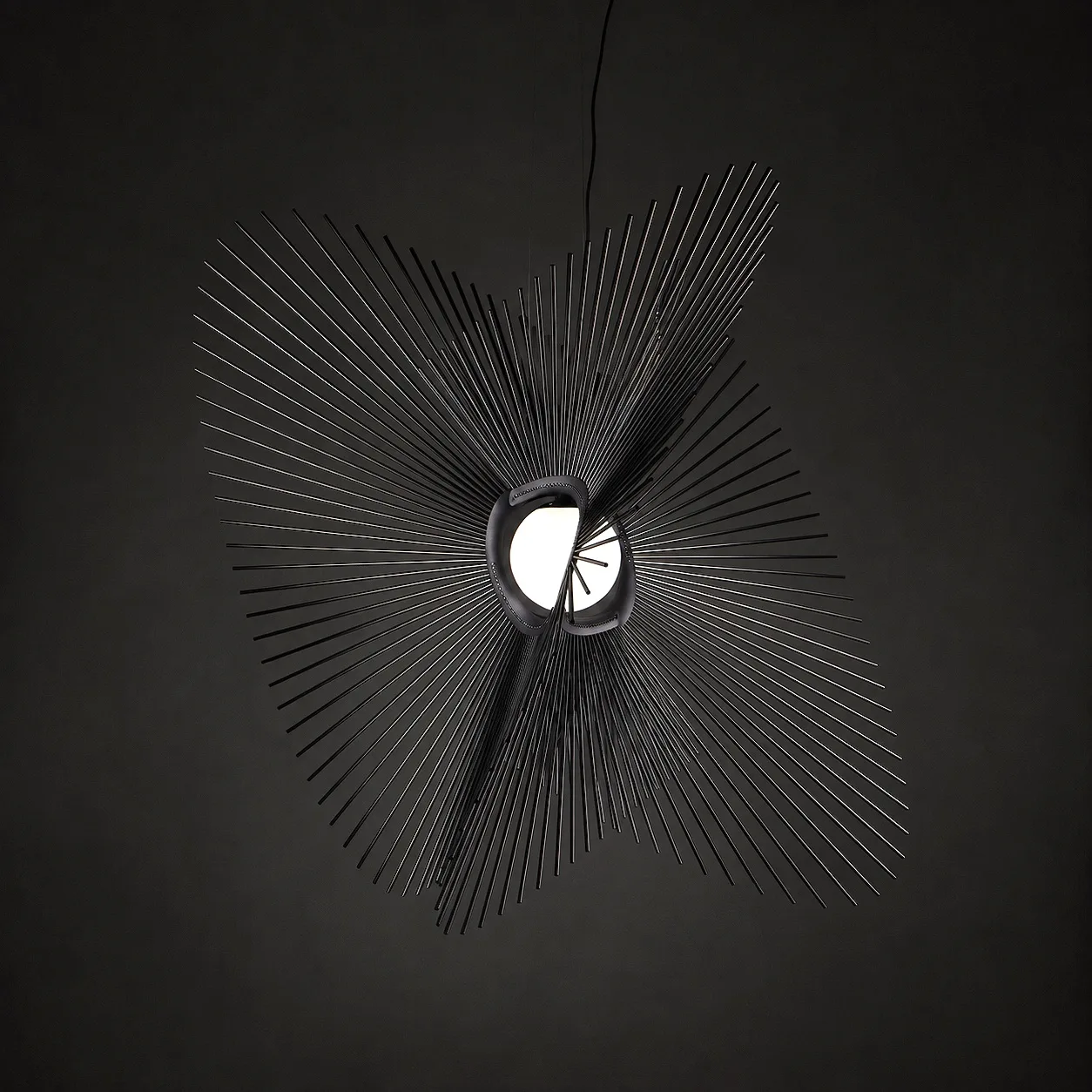 Aloura – Black