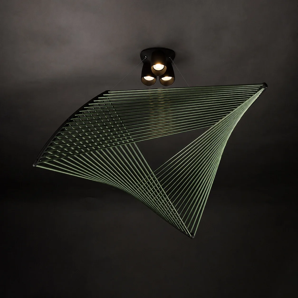 Delta – Dark Green