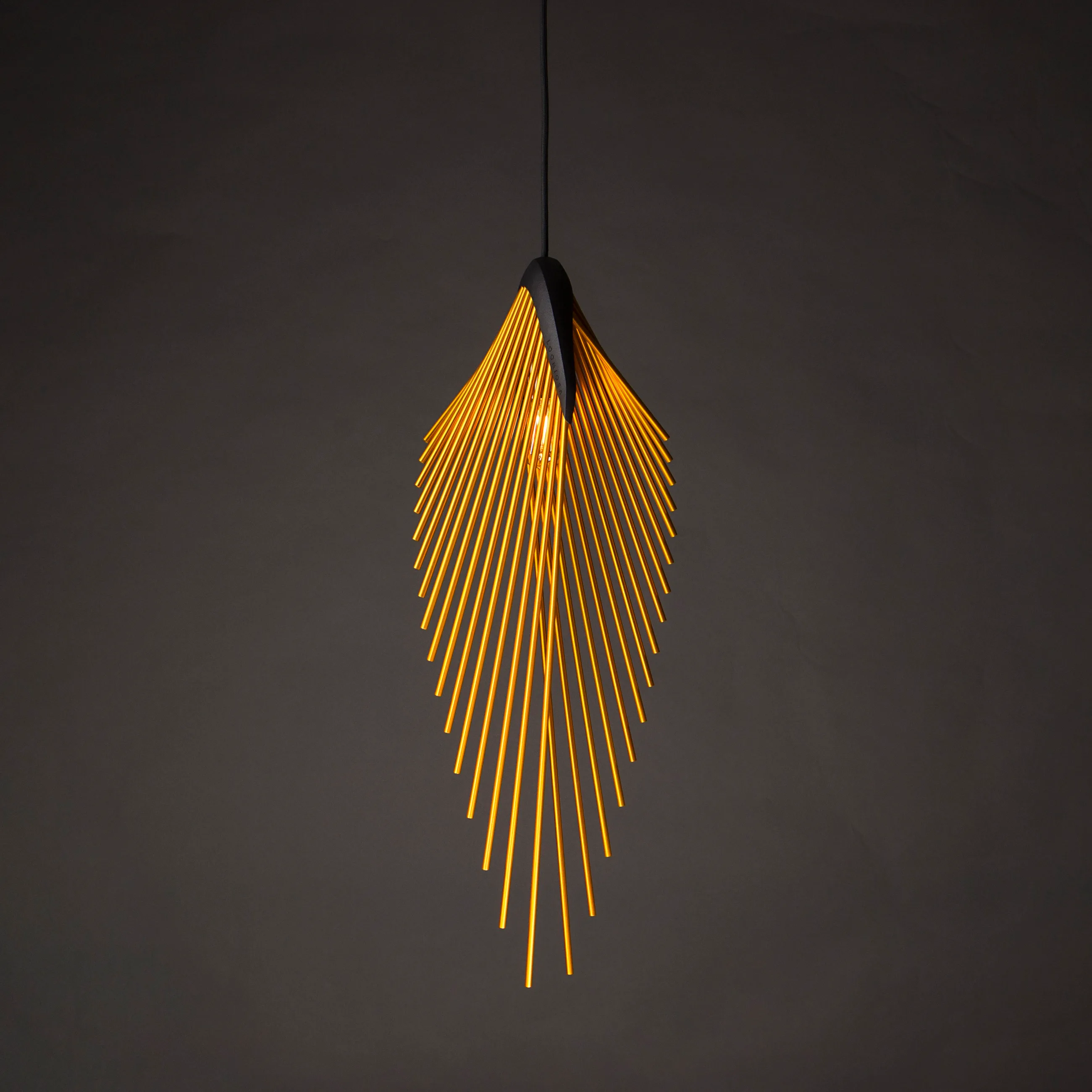 Leaf pendant light, studio photo 5