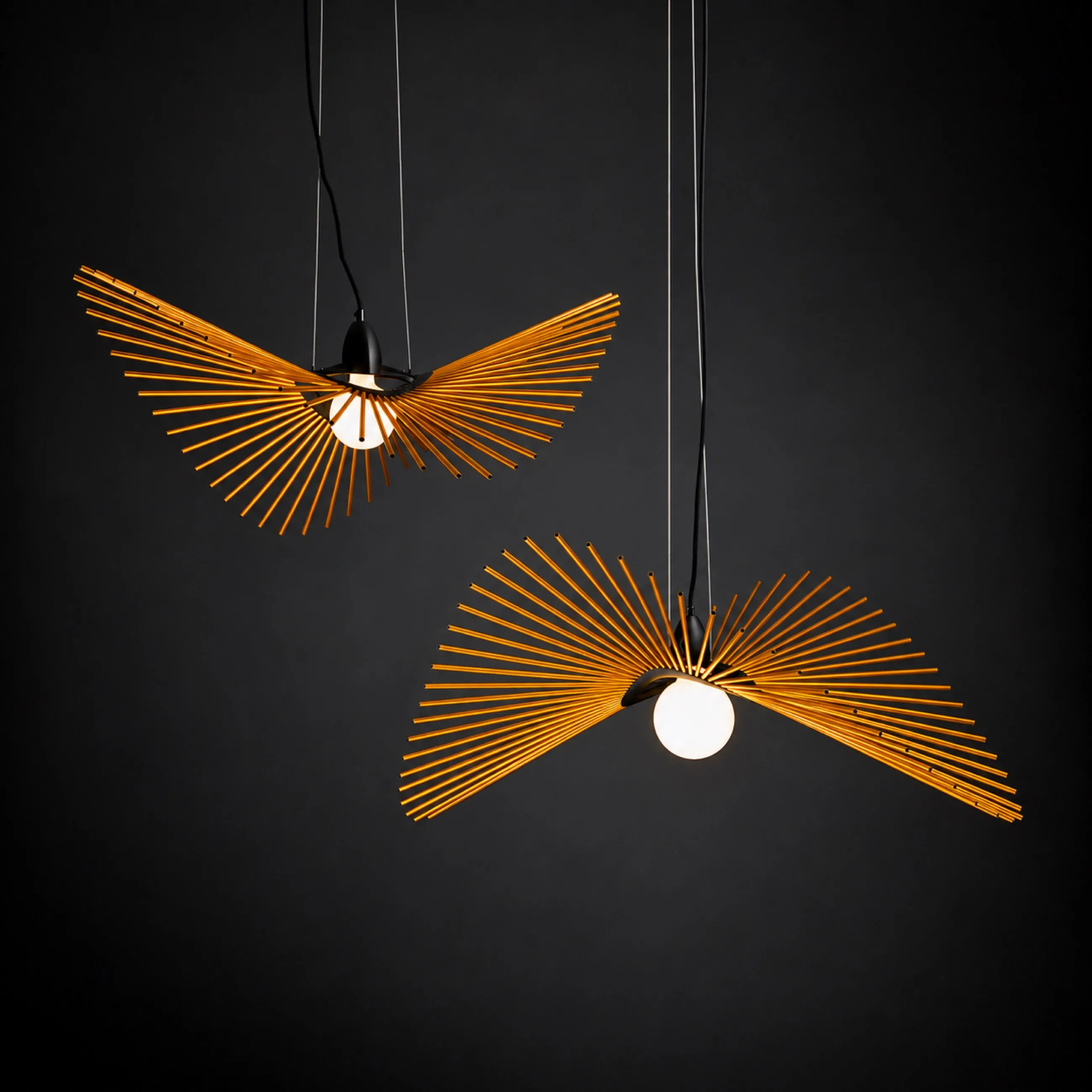 Model 8 pendant light, studio photo 6